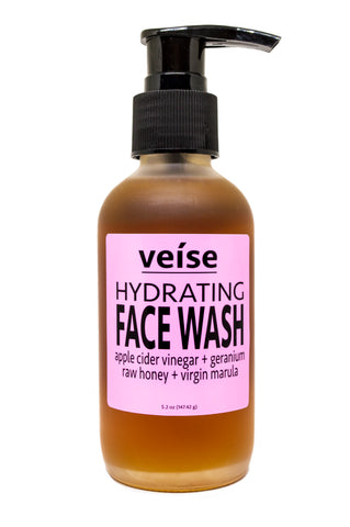 Hydrating Face Wash - FRË Cosmetics 